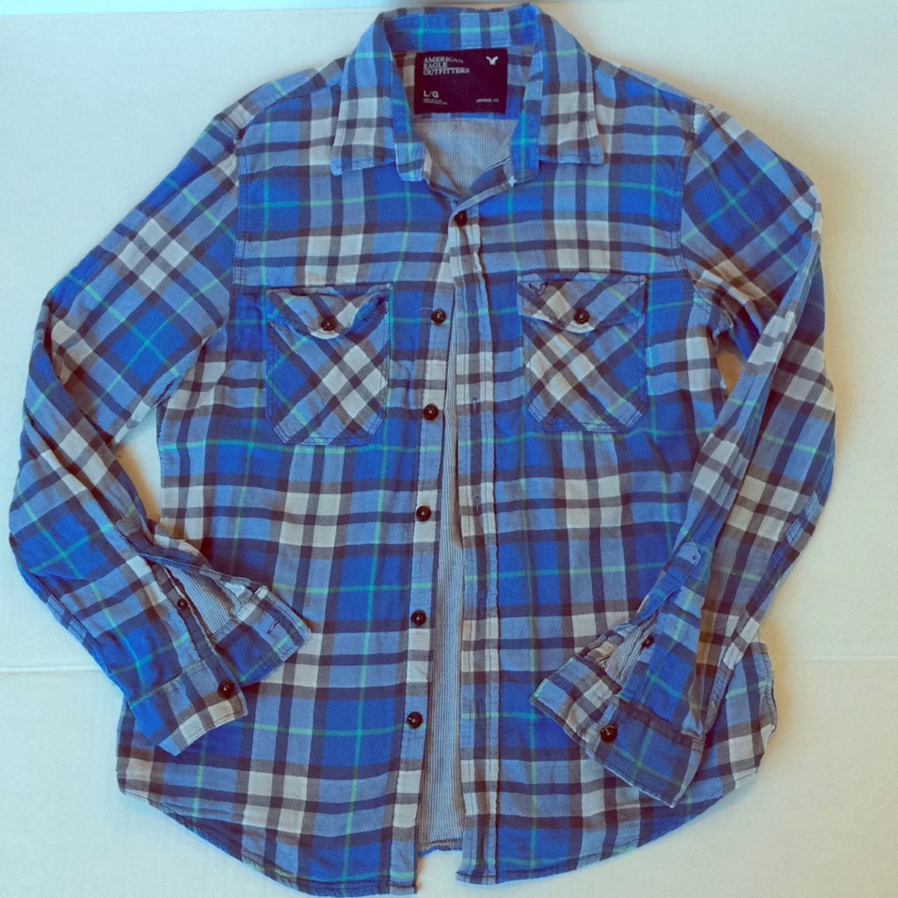 American Eagle Vintage fit shirt